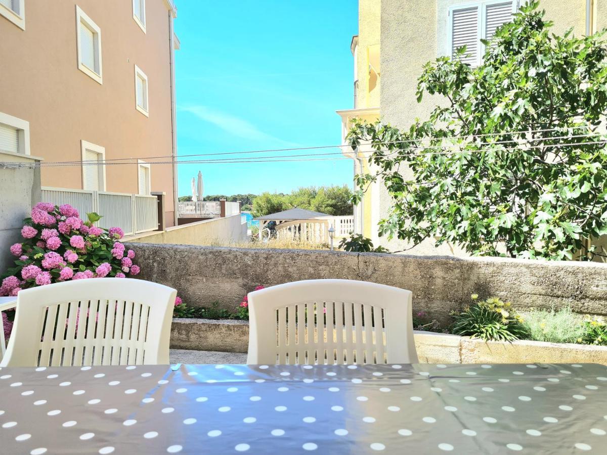 Apartment Ivana Brodarica  Dış mekan fotoğraf